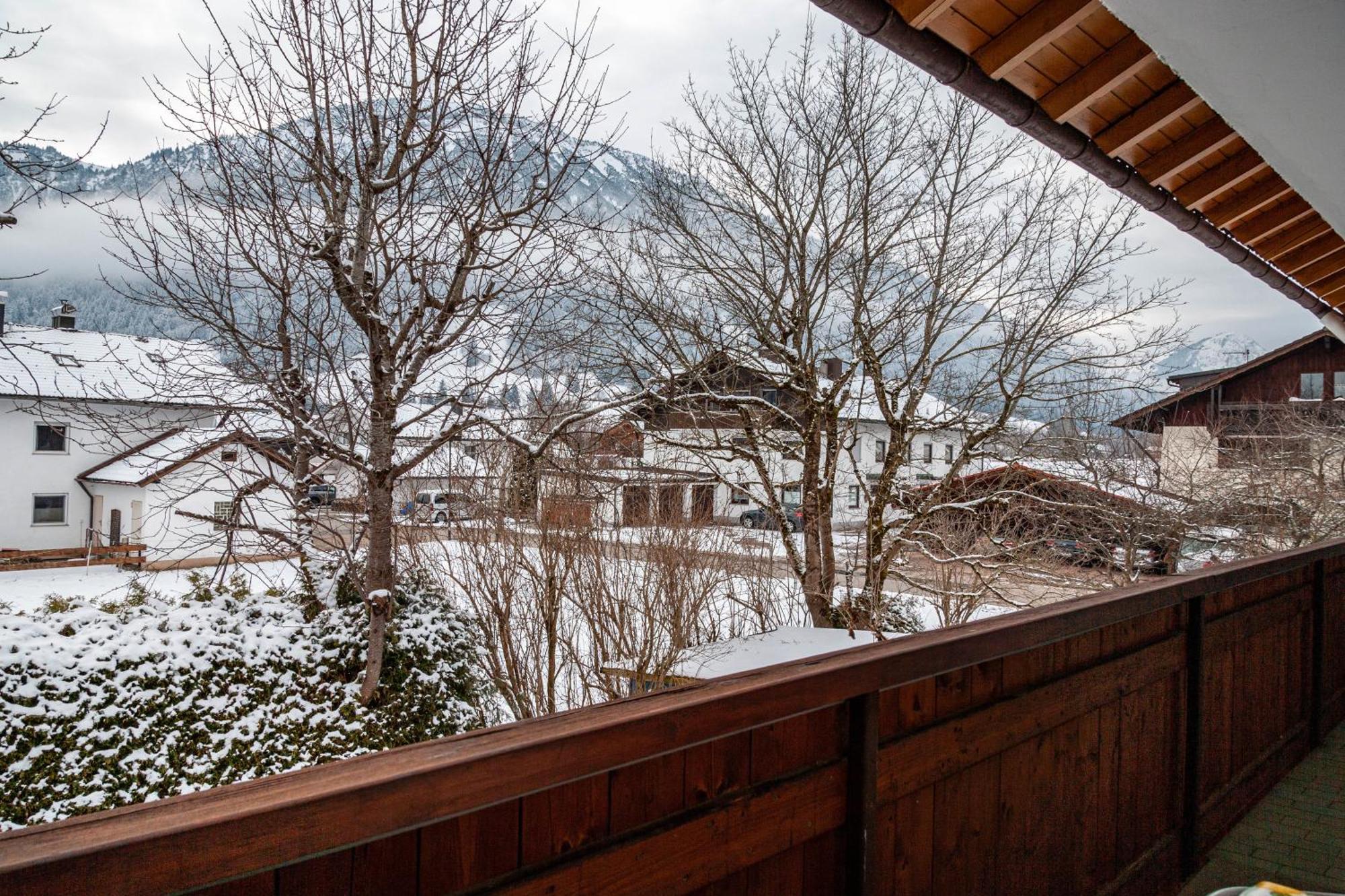 Haus Bergliebe - Zugspitzblick Pfronten Exterior foto